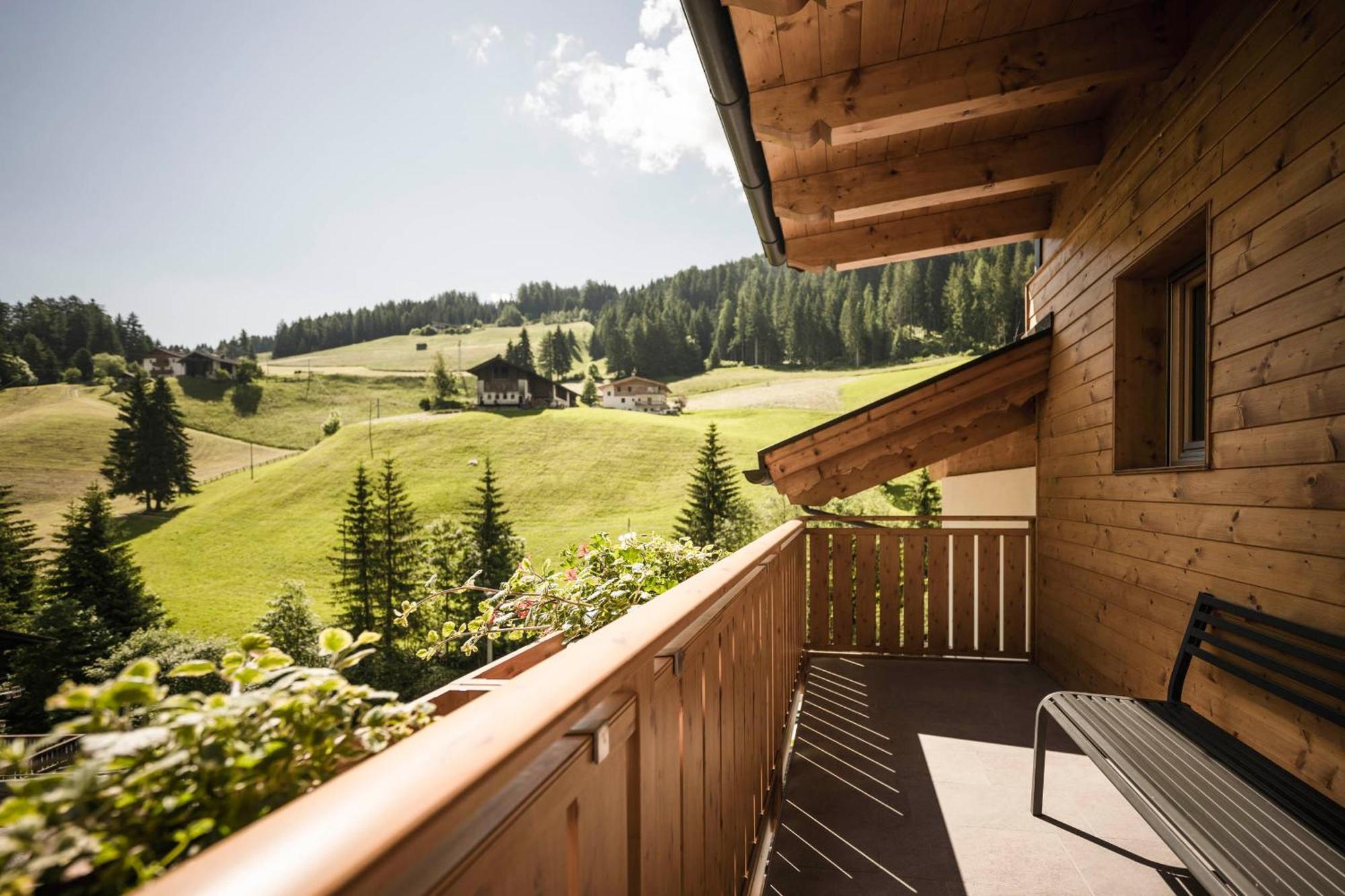 Gasthof Jaufensteg Racines Esterno foto