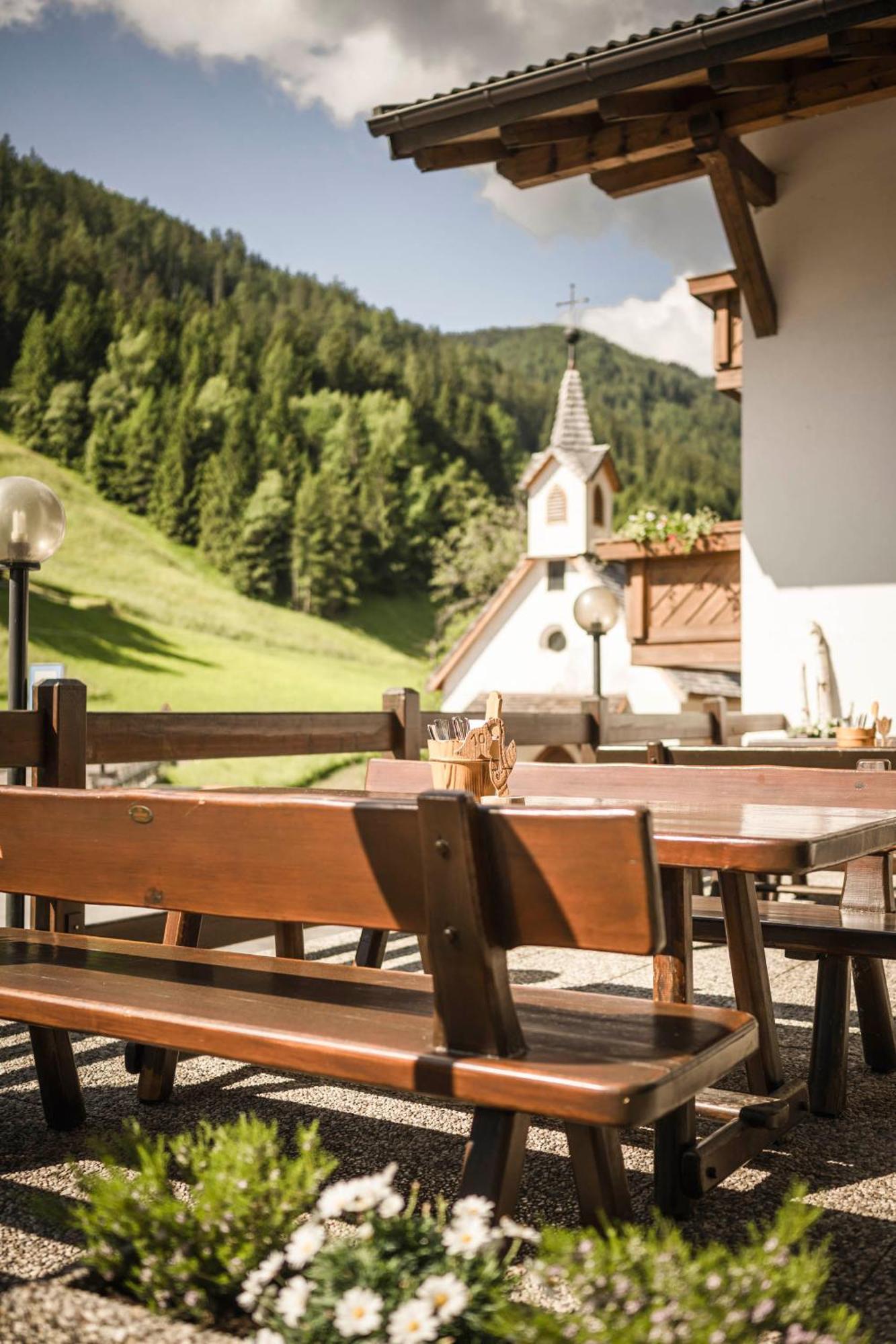 Gasthof Jaufensteg Racines Esterno foto